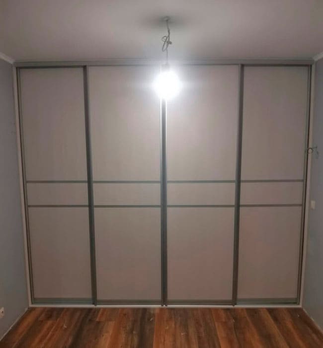 ���������� ����� ��������></p>
					<p align=